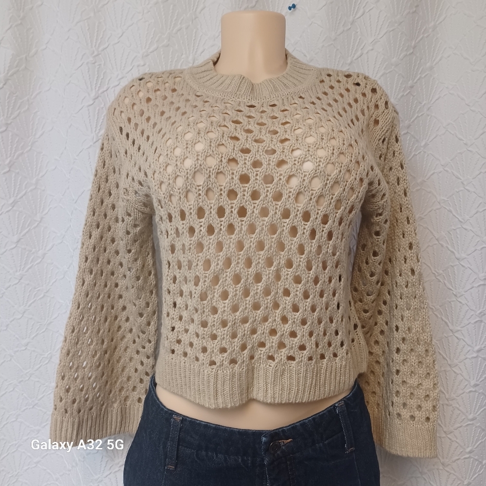 DIVIDCD Women Size Xs  Beige Open-Knit Sweater